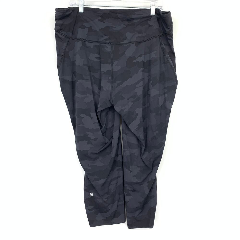 Lululemon Base Pace Crop Legging 23" Size 18 Heritage 365 Camo Deep Coal Multi - Picture 2 of 6